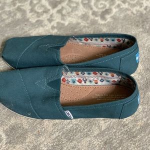 Teal Canvas Toms